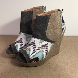 Cupid Aztec WesternPrint Open Toe Booties